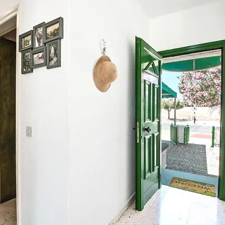 361-walk To Fig Tree Bay & Amenities * Protaras