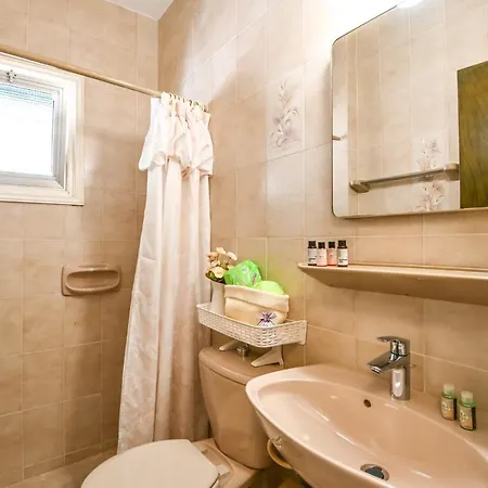 Villa 361-walk To Fig Tree Bay & Amenities Protaras
